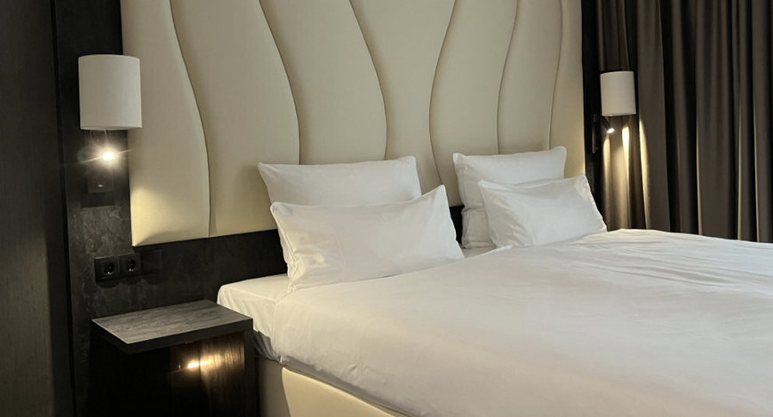 RENOMMIERTE HOTELGRUPPE SETZT AUF KOPP: SCHALTERPROGRAMME HK05 UND HK07 IP44 IM BEST WESTERN PLUS GRAND WINSTON IN DEN NIEDERLANDEN VERBAUT